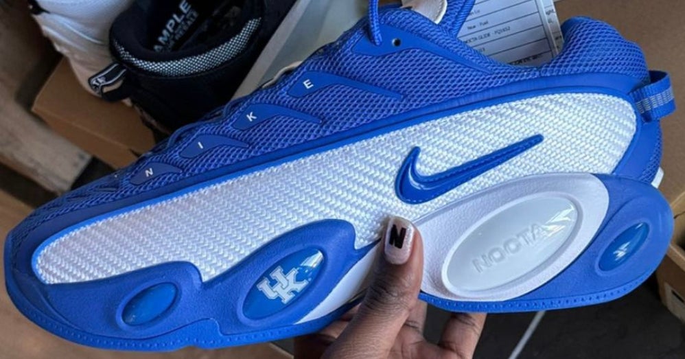 Drake Gave the Kentucky Basketball Team Exclusive Nikes