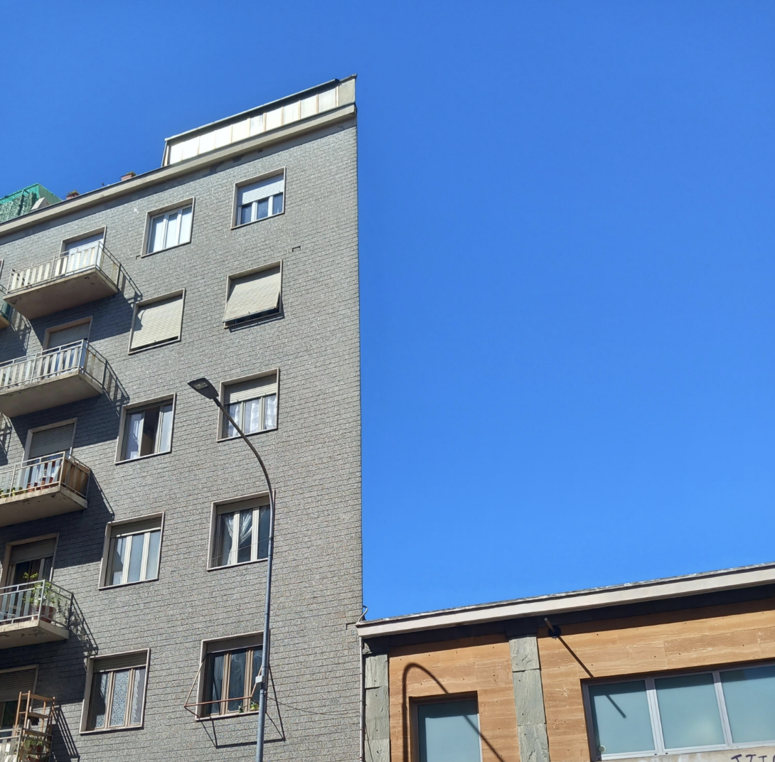 A building that looks 2D