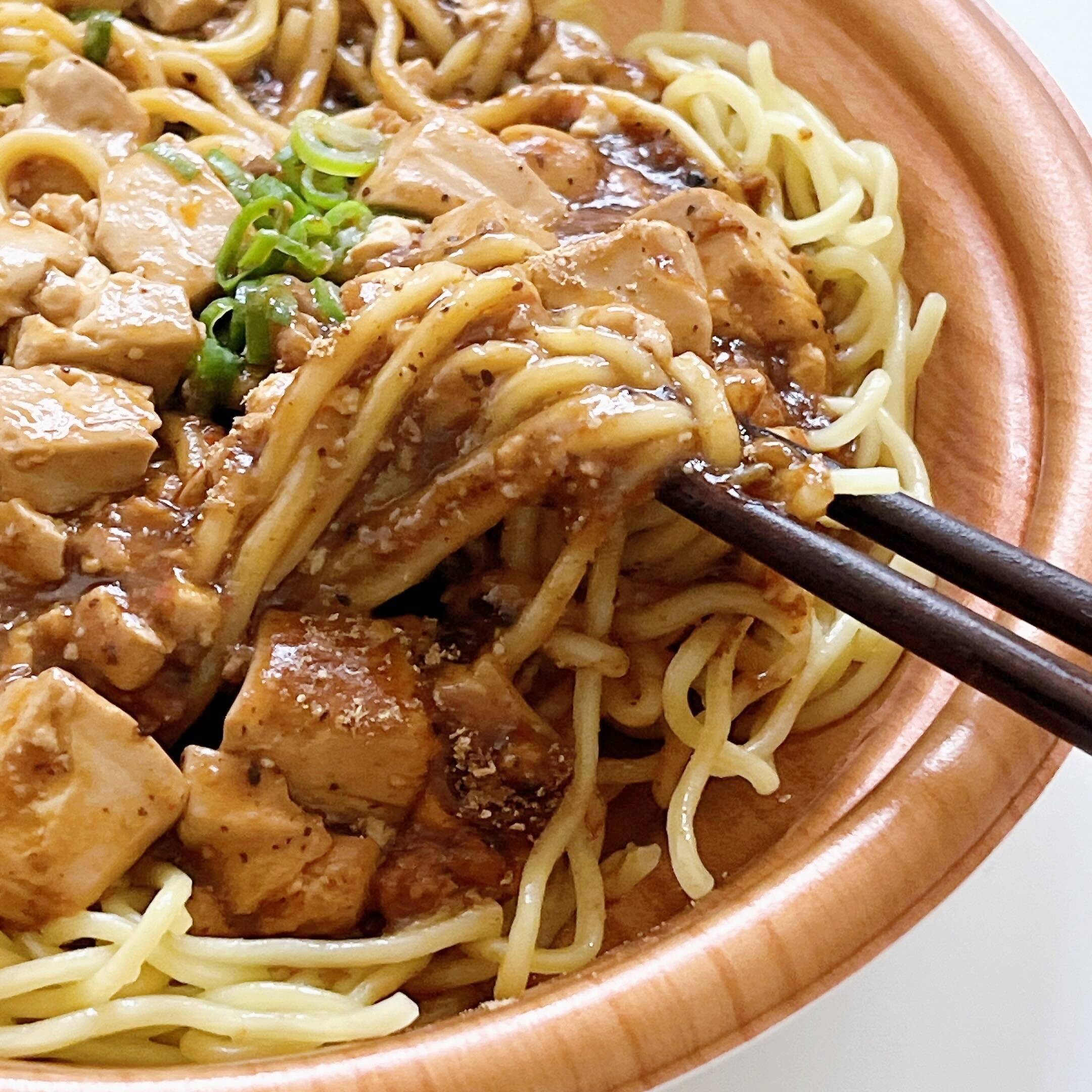 FamilyMart(ファミリーマート)のオススメの麺「しびれる辛さ!麻婆焼そば」