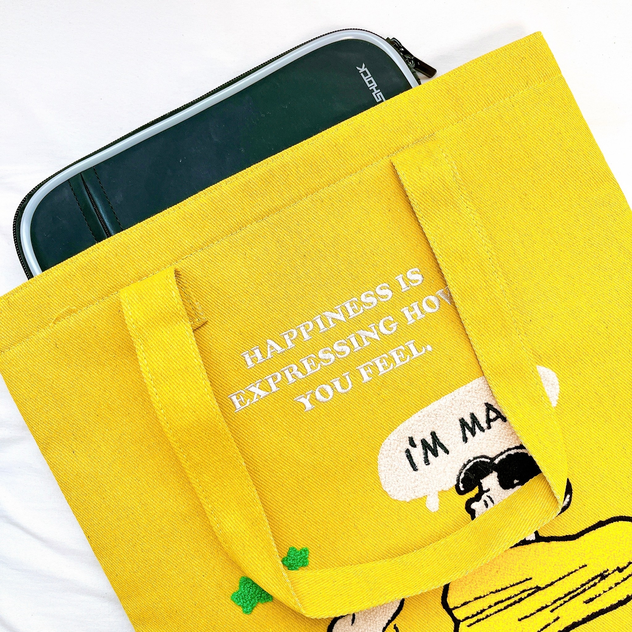 Starbucks Coffee(スターバックスコーヒー)のオススメのトート「トートバッグ イエロー PEANUTS Lucy」