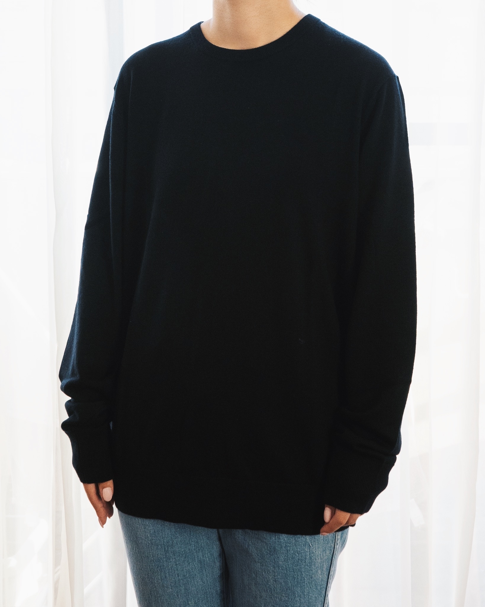 ユニクロのオススメトップス「エクストラファインメリノクルーネックセーター（長袖）」