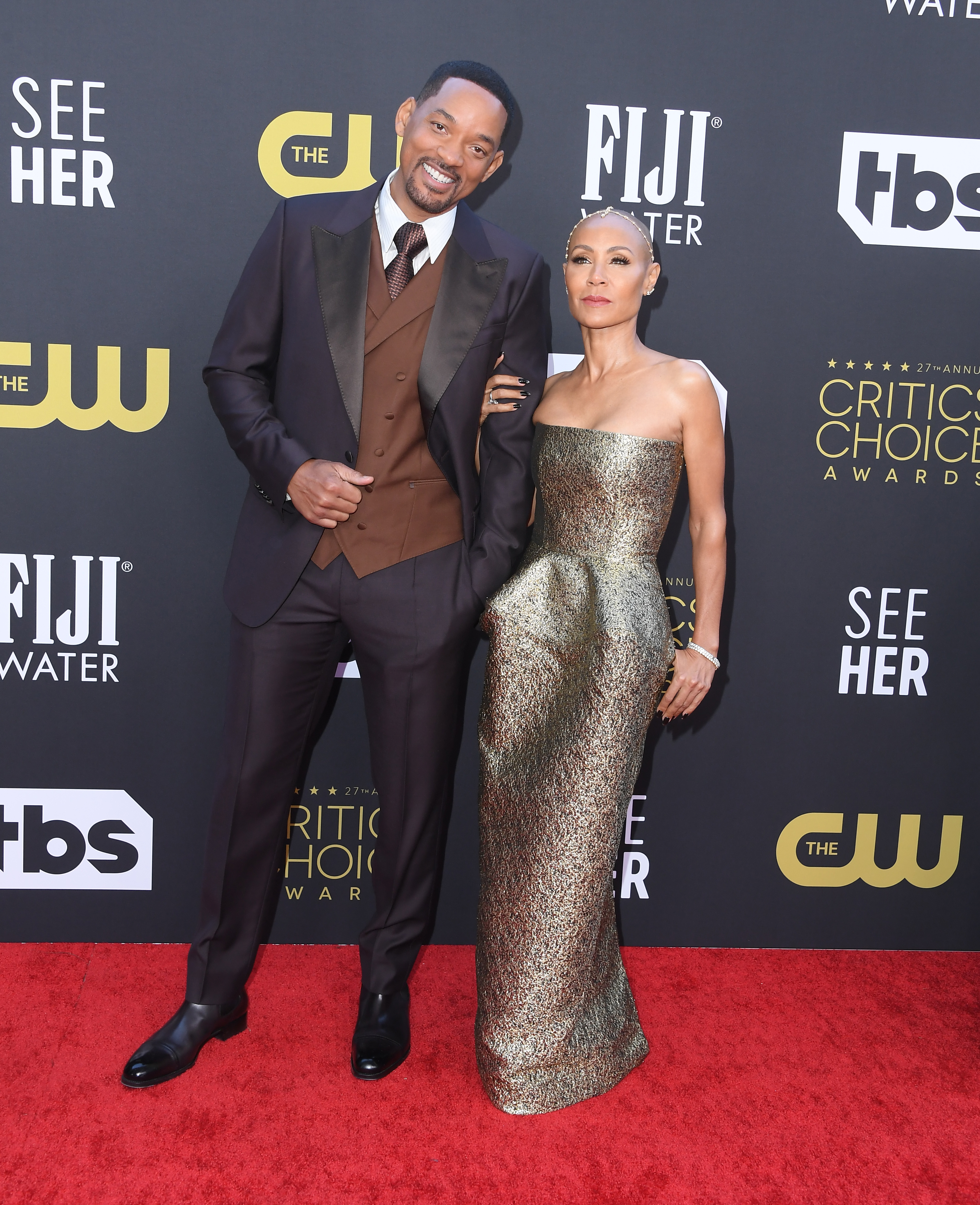 Will and Jada pose for photographers on the red carpet