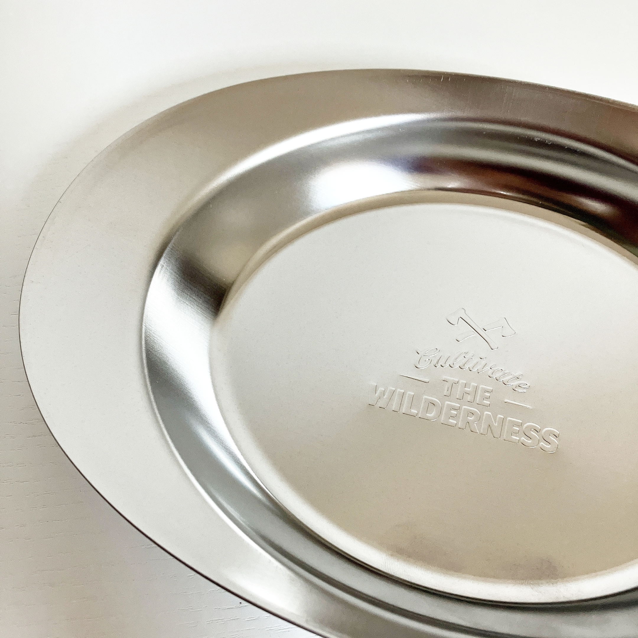 Seria(セリア)のおすすめ食器「ステンレス食器 カレー皿 オーバル型」