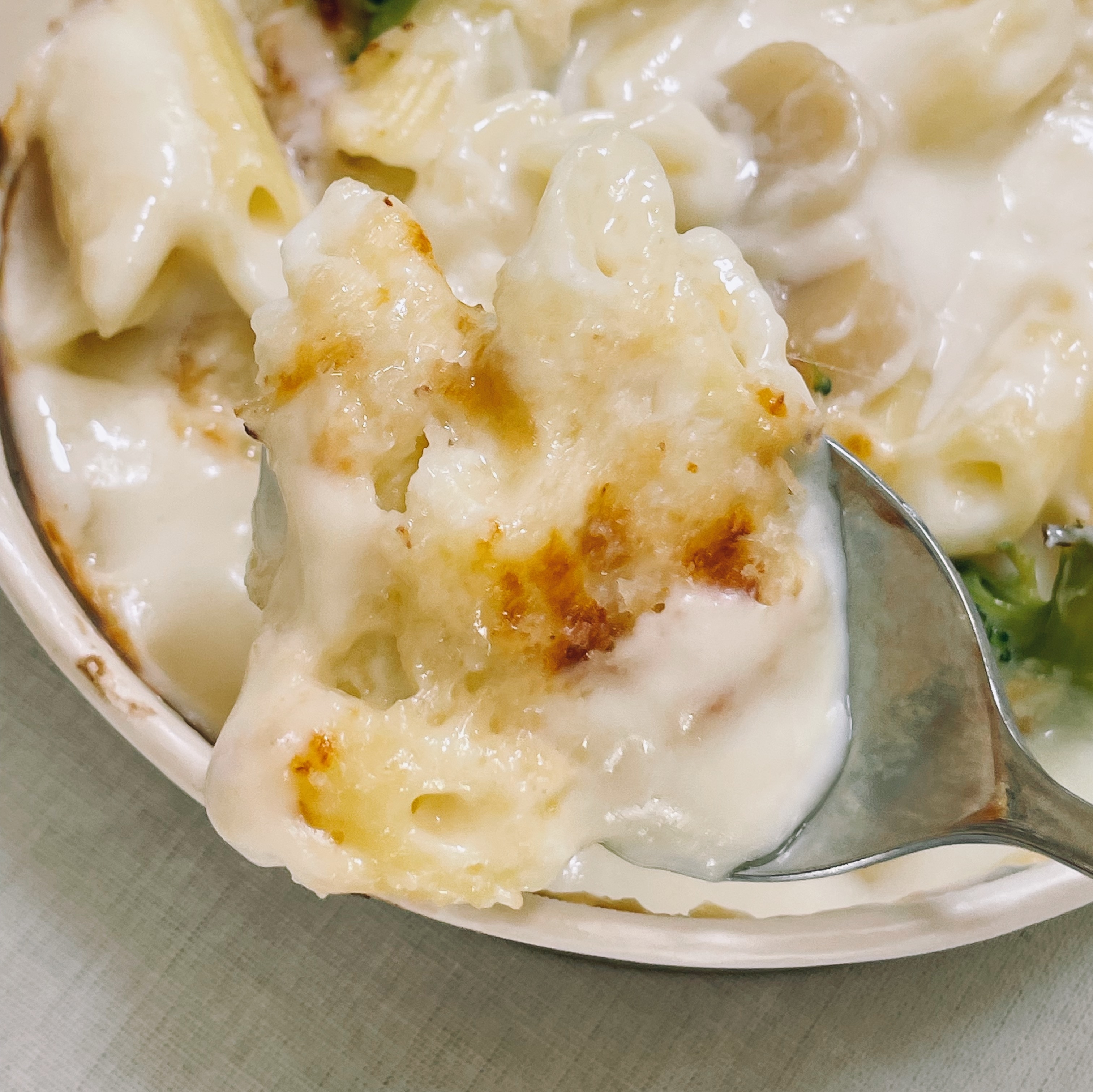 セブンのおすすめグルメ「北海道産ほたてのクリームグラタン」