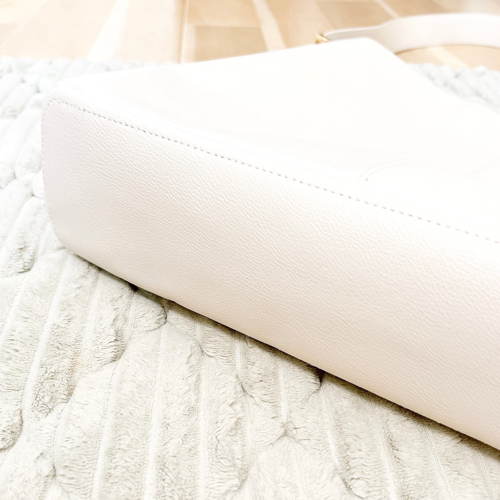 GLOBAL WORK(グローバルワーク)のオススメのバッグ「ソフトA4PUワンショルダー」