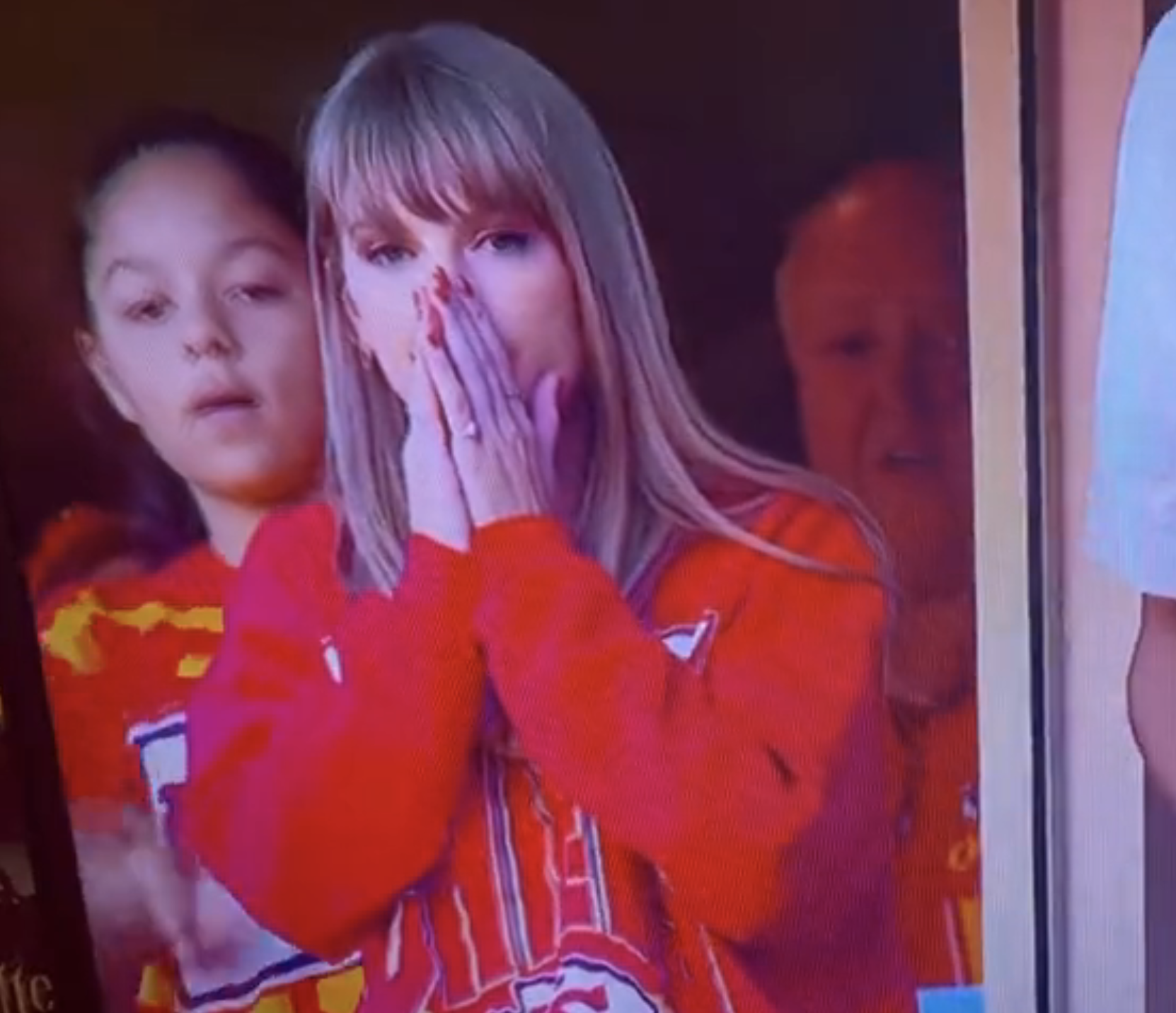 KidSuper's Viral Moment With Travis Kelce and Taylor Swift - The New York  Times