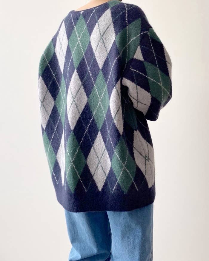 GUのオススメのカーディガン「ブラッシュドヤーンカーディガン(長袖)(アーガイル)」