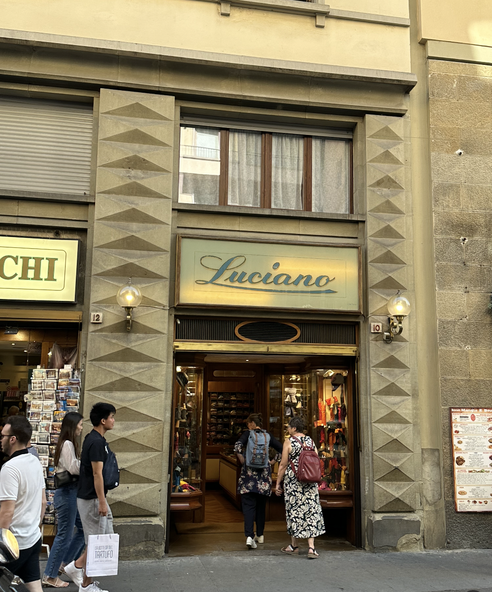 shops in Italy