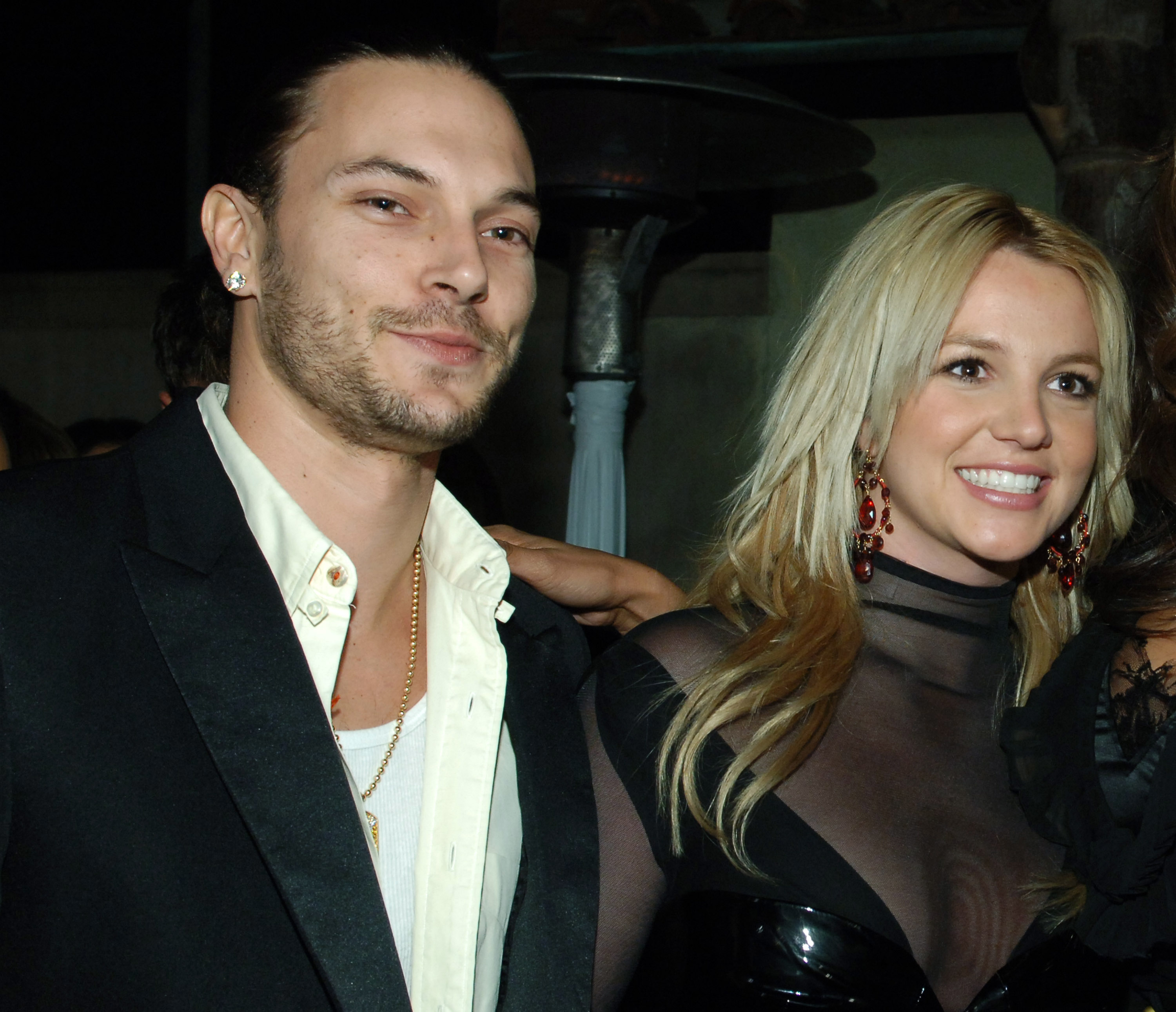Closeup of Kevin Federline and Britney Spears