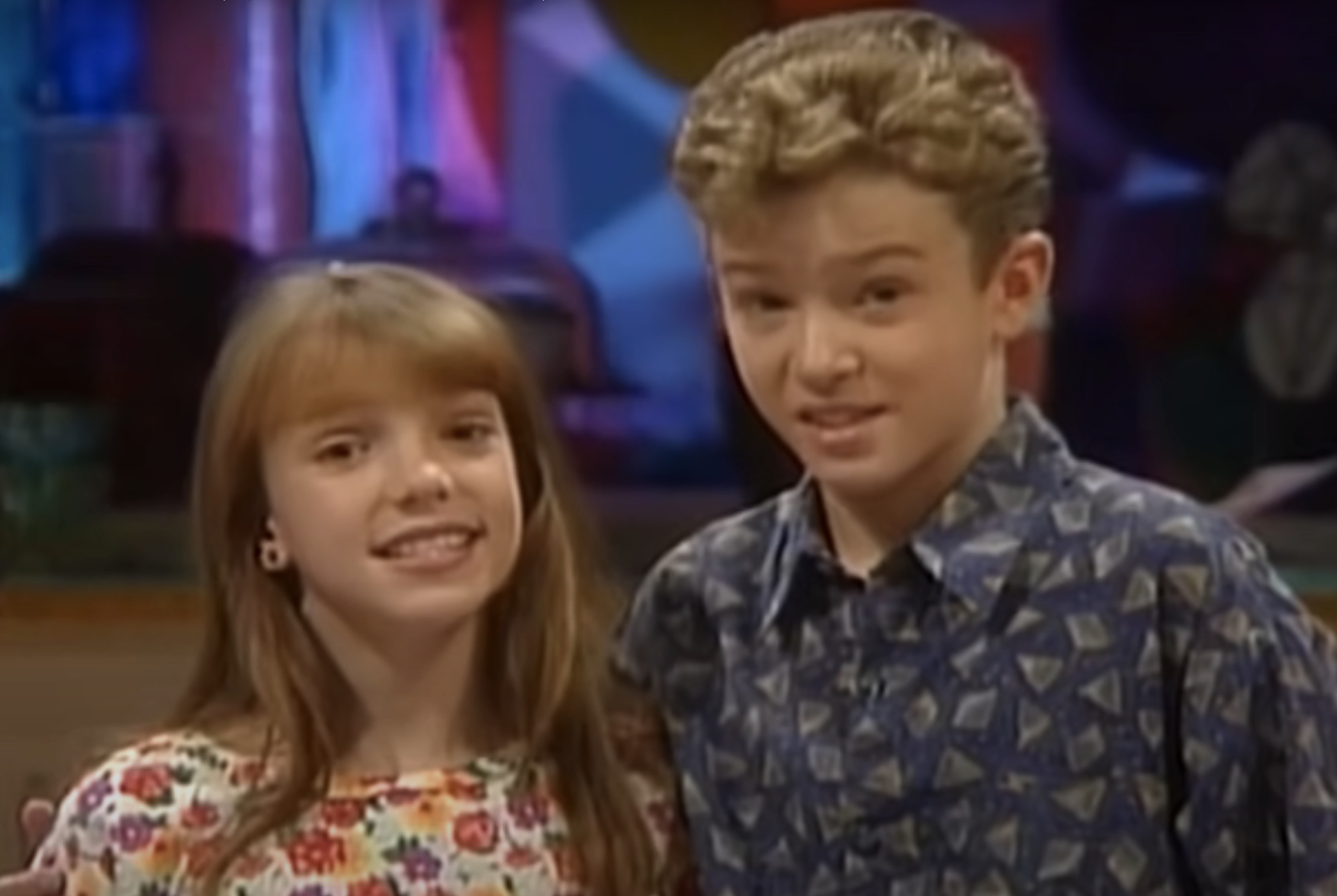 closeup of justin and britney as kids on the show