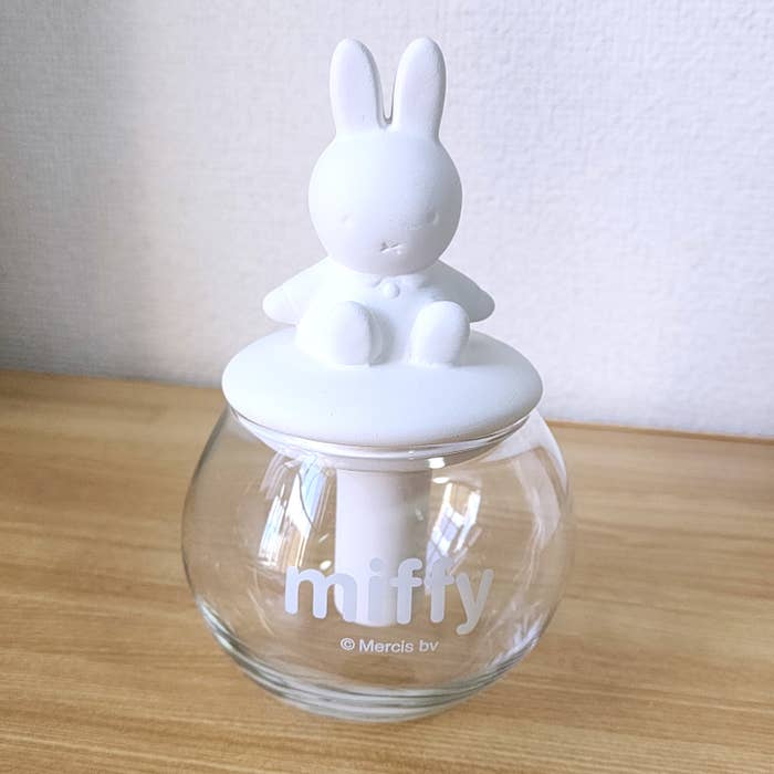 LOFT(ロフト)のおすすめ雑貨「【自然気化式】ドーム型加湿器 ミッフィー」
