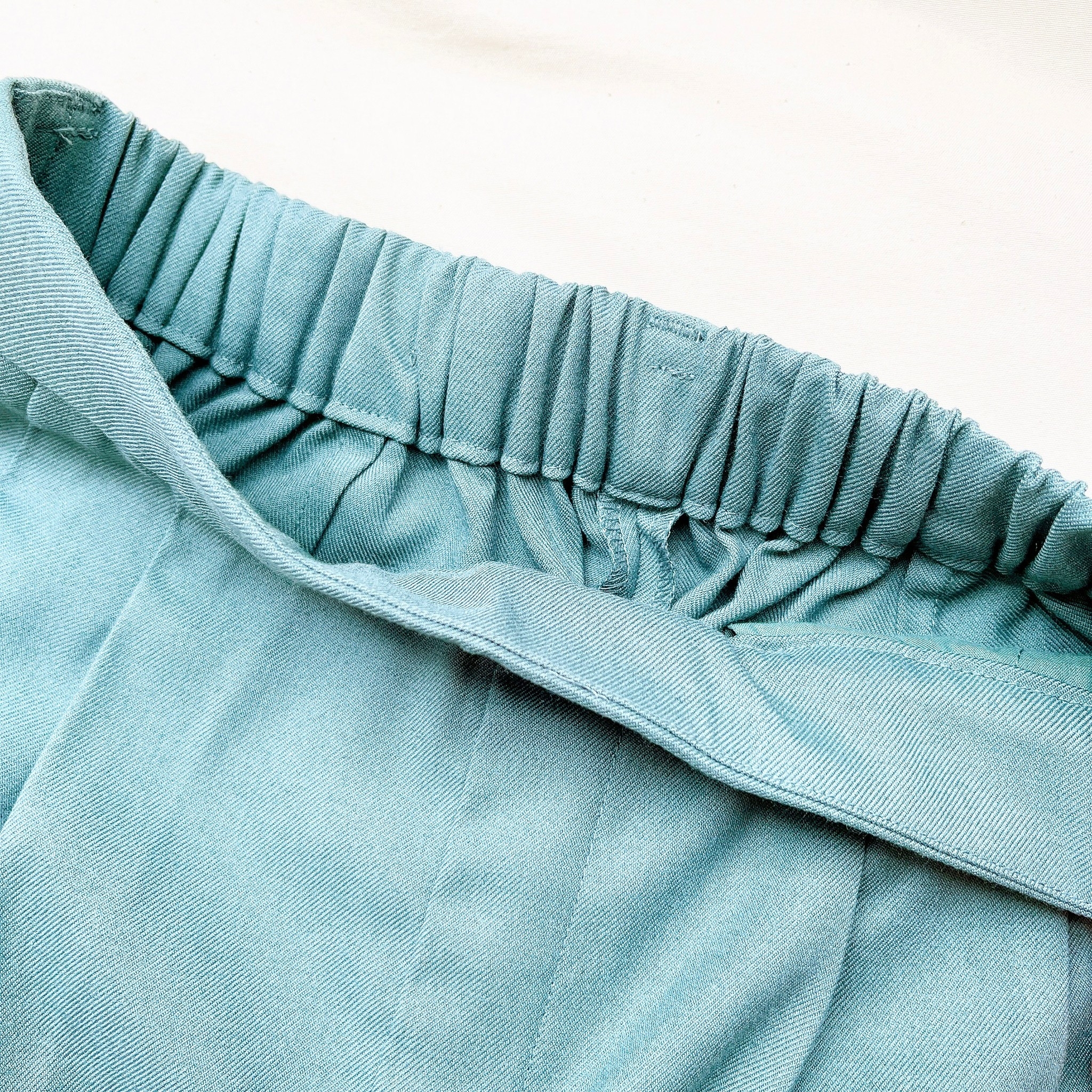 GLOBAL WORK(グローバルワーク)のオススメのパンツ「ウツクシルエットテーパードパンツ/704417」