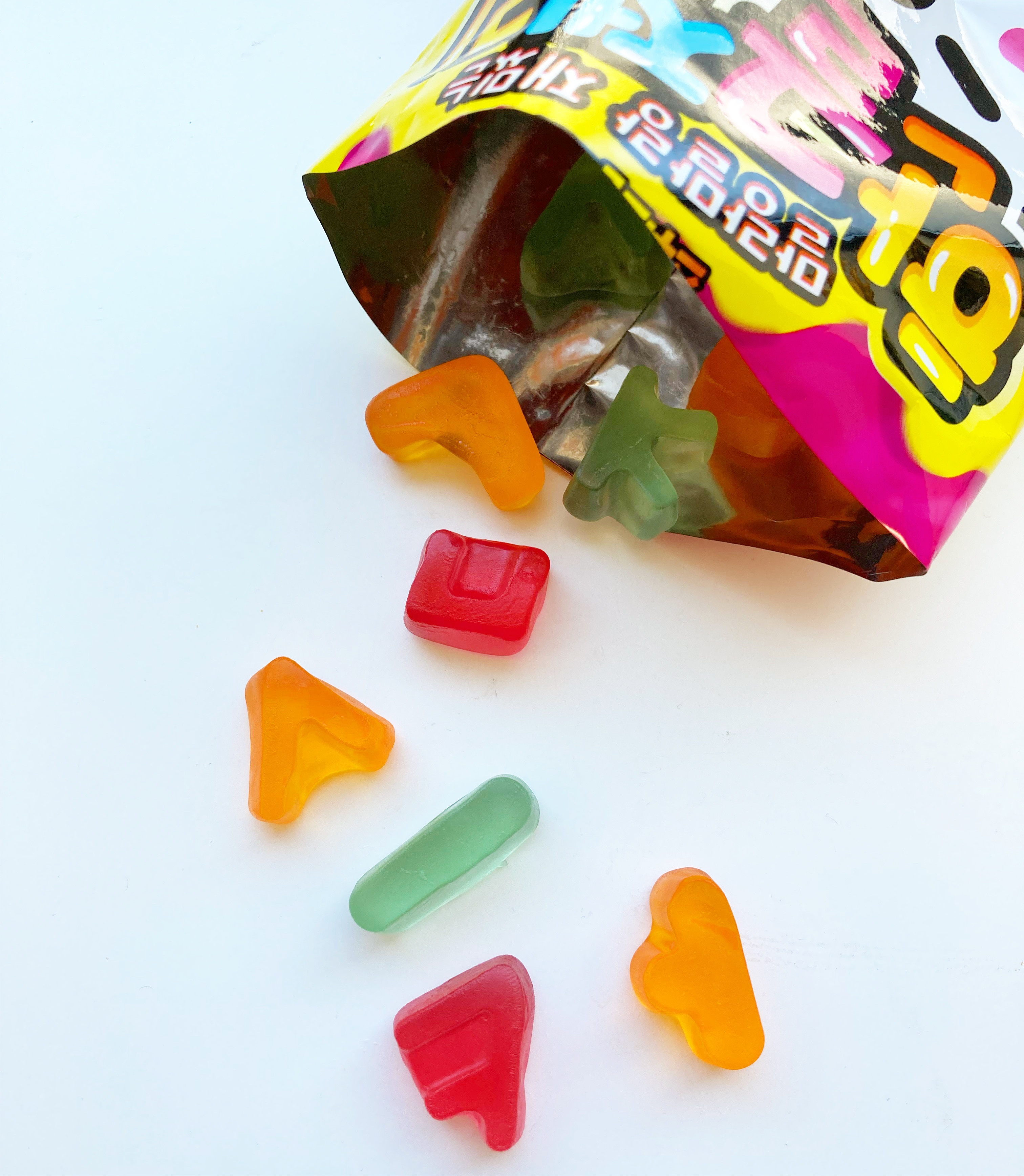 DAISO(ダイソー)の韓国お菓子「ハングルグミ」