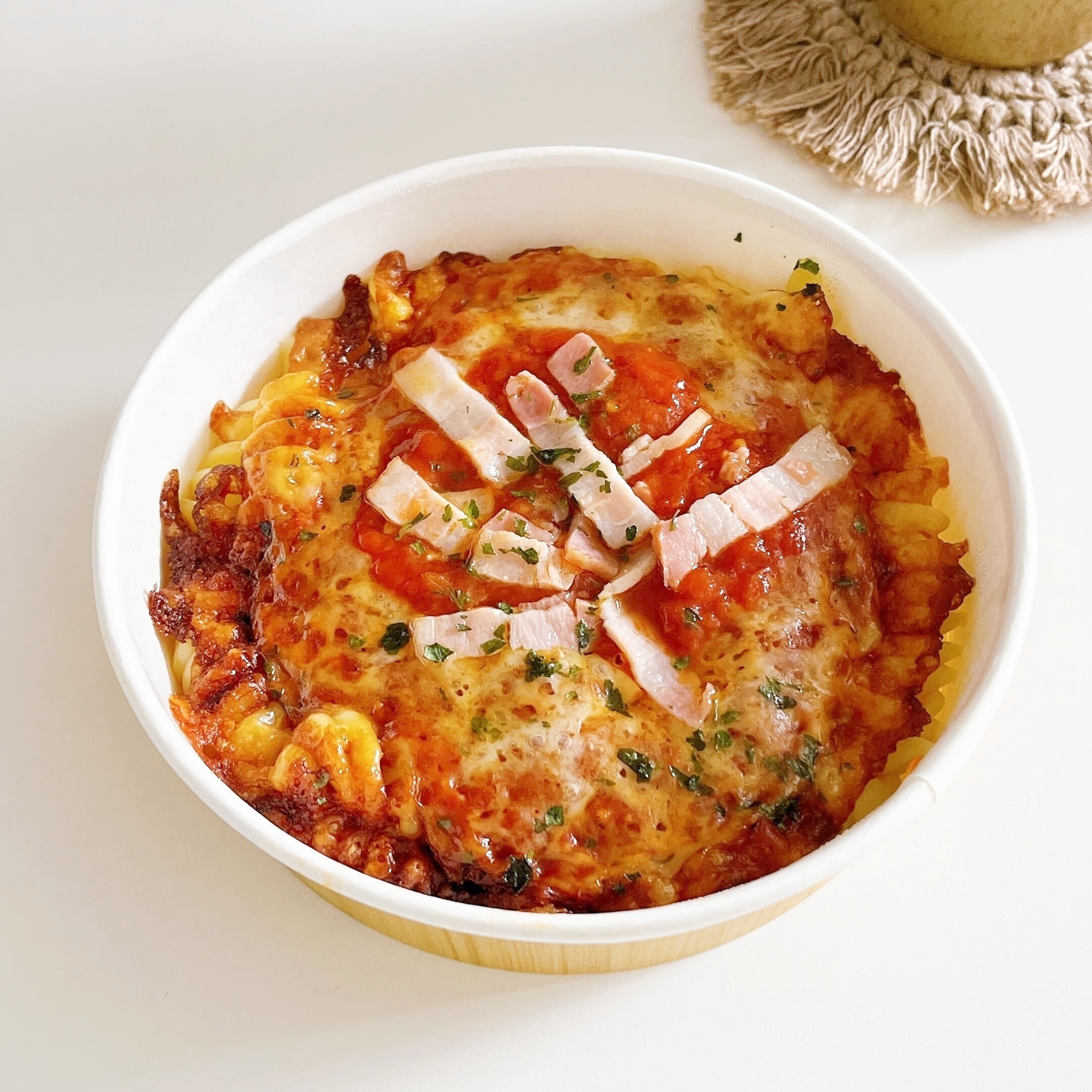 ファミマのおすすめグルメ「焼きチーズのアラビアータグラタン」