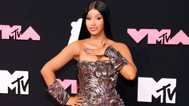 cardi b on red carpet