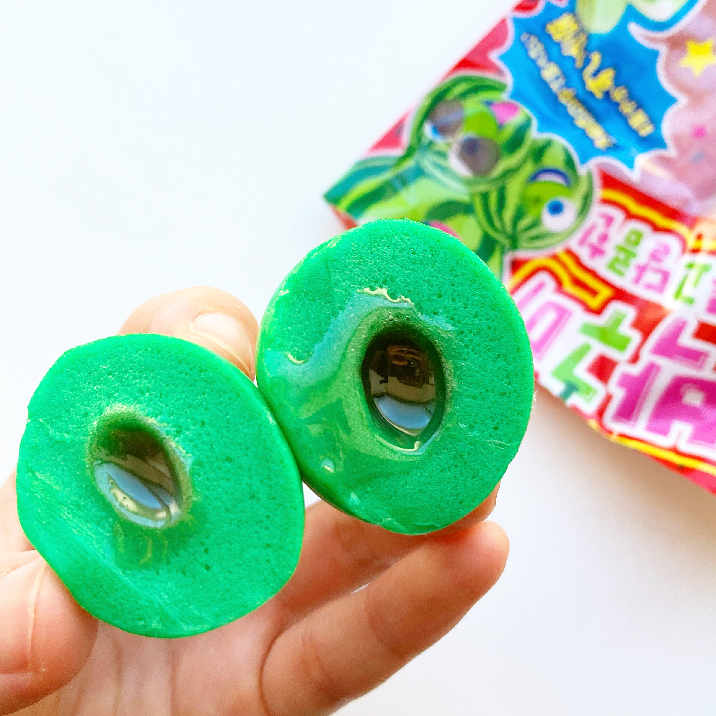 CanDo(キャンドゥ)の韓国お菓子「スイカ味グミ」