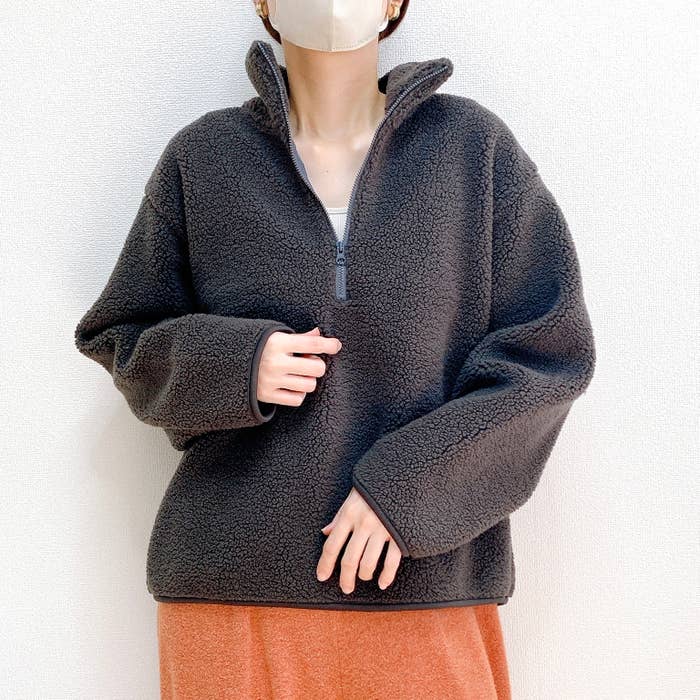 無印良品のおすすめのレディースアイテム「ボアフリースハーフジッププルオーバー」