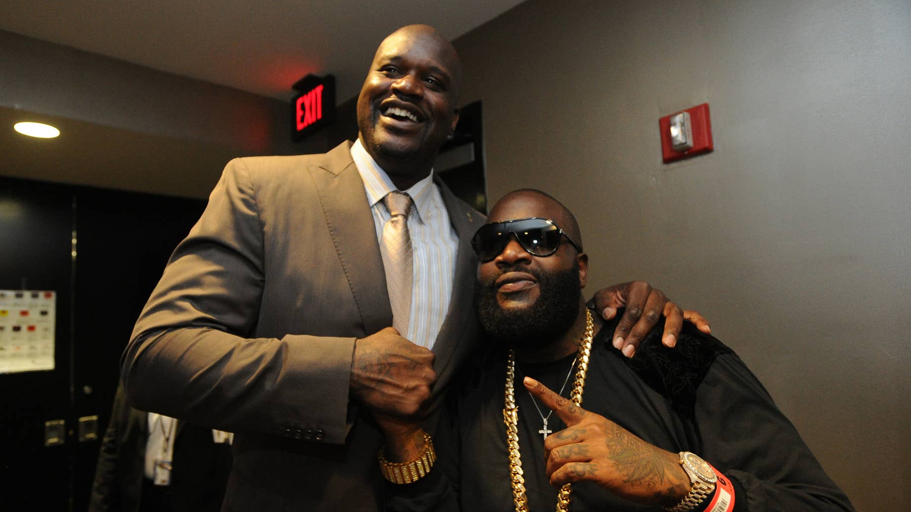 Rick Ross Gifts Shaq MMG Pendant 'Big Brother We Never Knew We Had