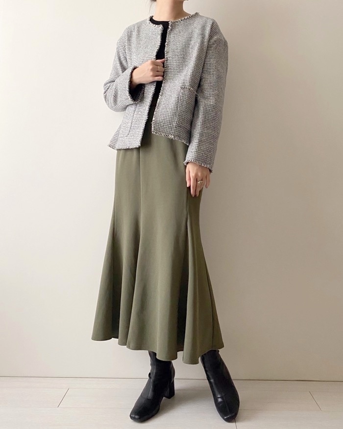 ユニクロのオススメのジャケット「ツイードジャケット」のコーディネート