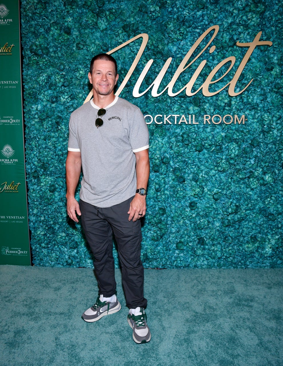 24 Super Tall And 24 Kind Of Short Famous Men