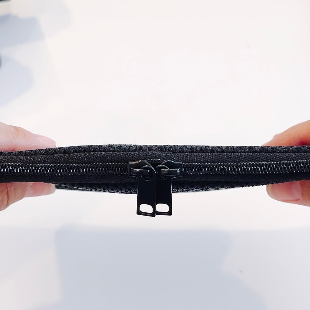 無印良品のオススメのグッズ「ポリエステルメッシュクッションケース」