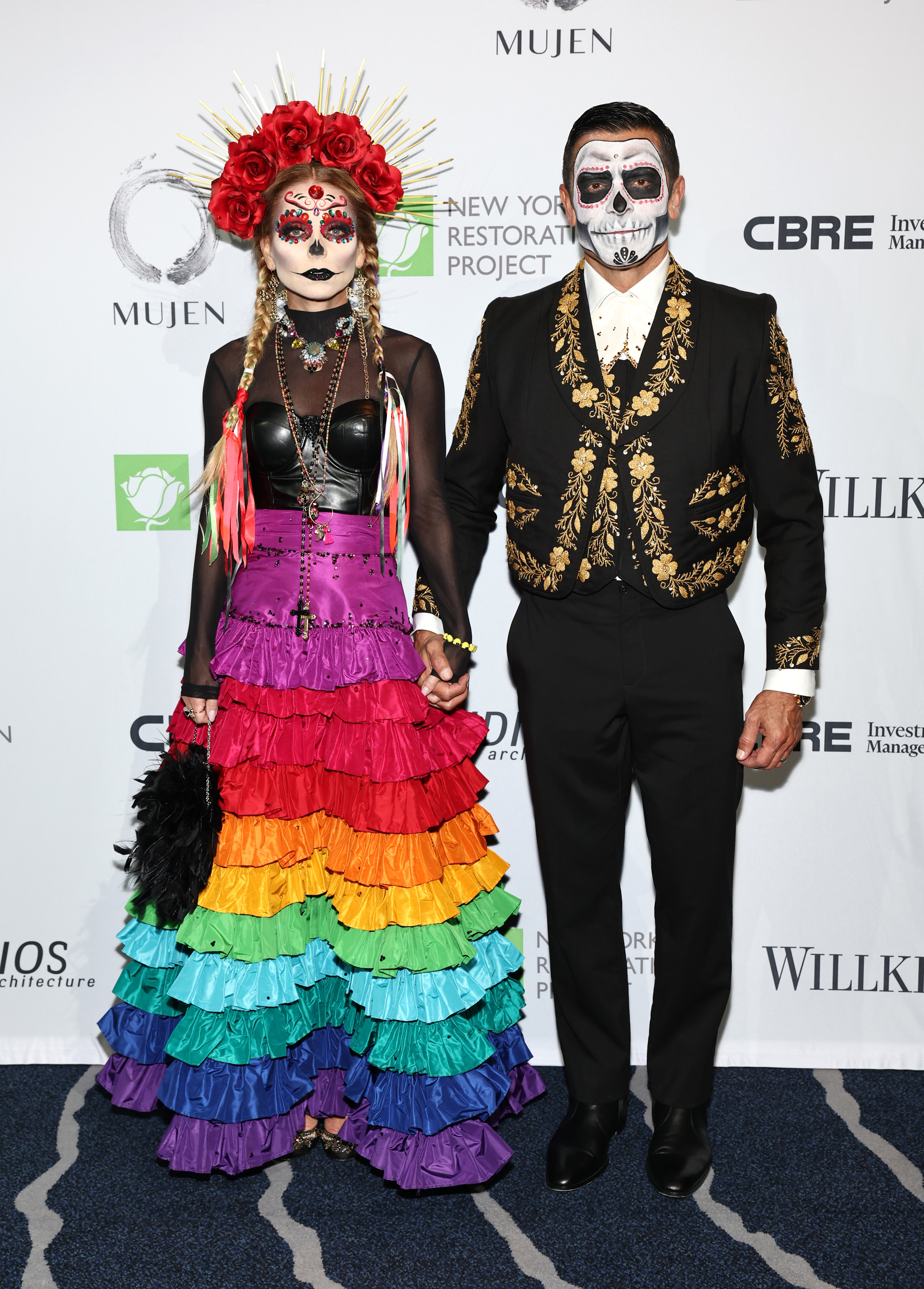 Kelly Ripa and Mark Consuelos in costume