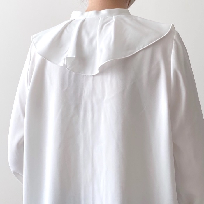 GUのオススメのトップス「ラッフルカラーブラウス（長袖）Z+E」