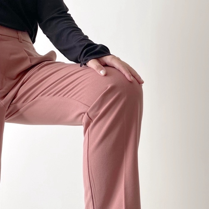 GUのオススメのパンツ「起毛タックテーパードパンツ(丈標準65.0~69.0cm)」