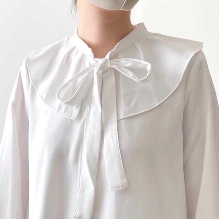 GUのオススメのトップス「ラッフルカラーブラウス（長袖）Z+E」