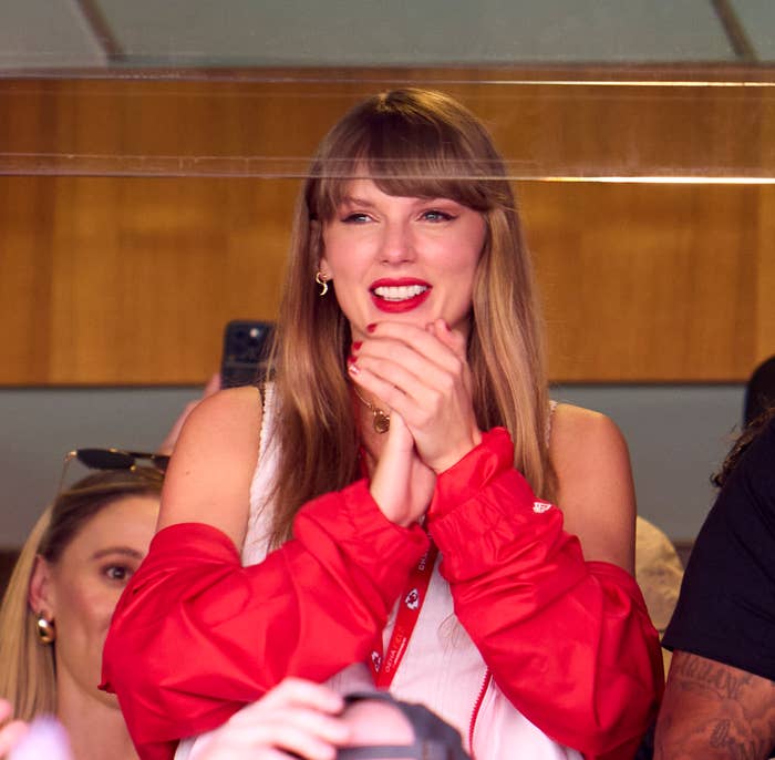 closeup of taylor cheering at a game