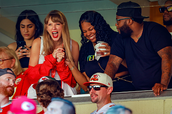 Taylor Swift at Kansas City Chiefs game against Chicago Bears