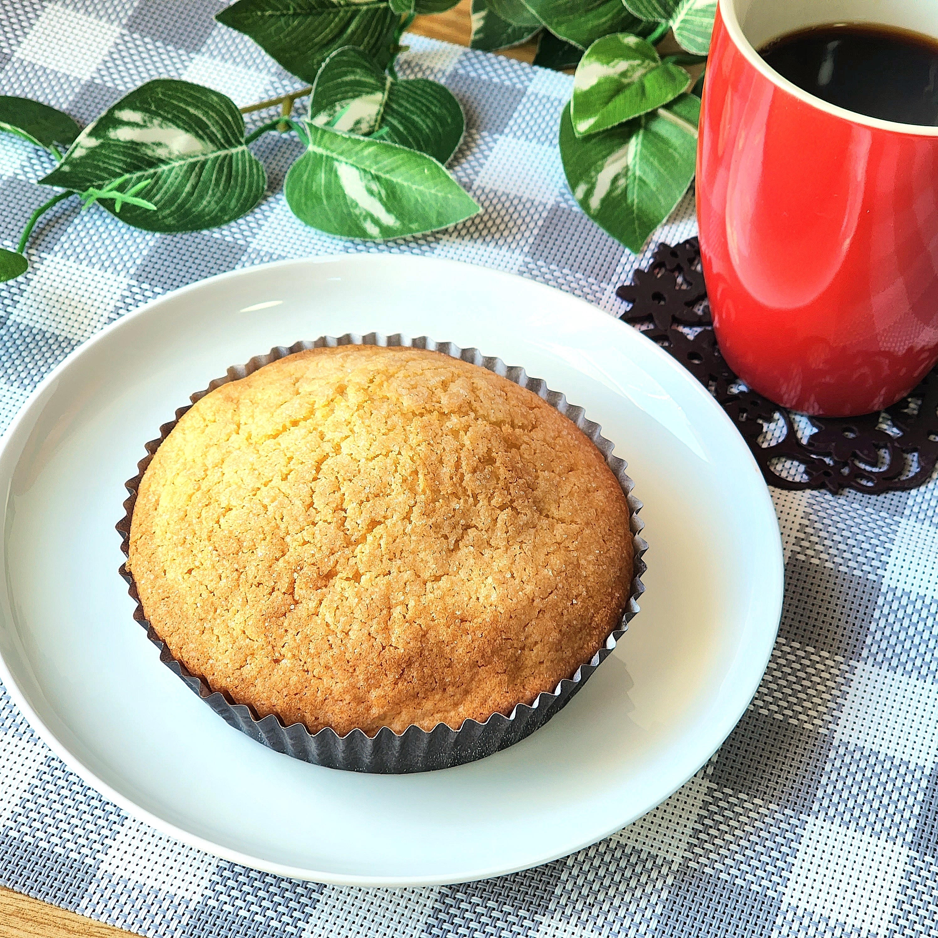 LAWSON(ローソン)のおすすめパン「じゅわバタ塩メロンパン」