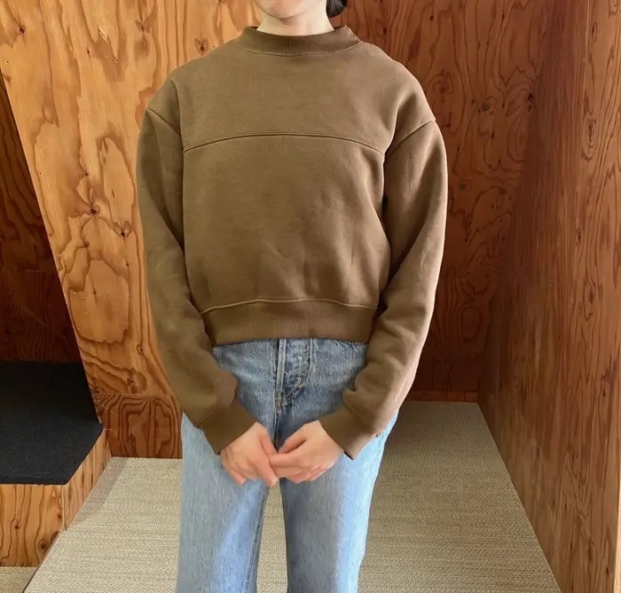 GU(ジーユー)のオススメのトップス「ヘビーウェイトスウェットバックオープンプルオーバー(長袖)+E」