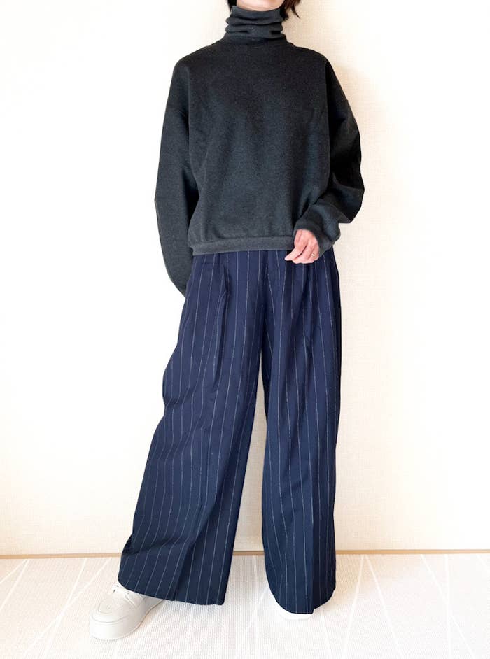 UNIQLO(ユニクロ)のオススメのトップス「ブラッシュドジャージータートルネックT(長袖)」