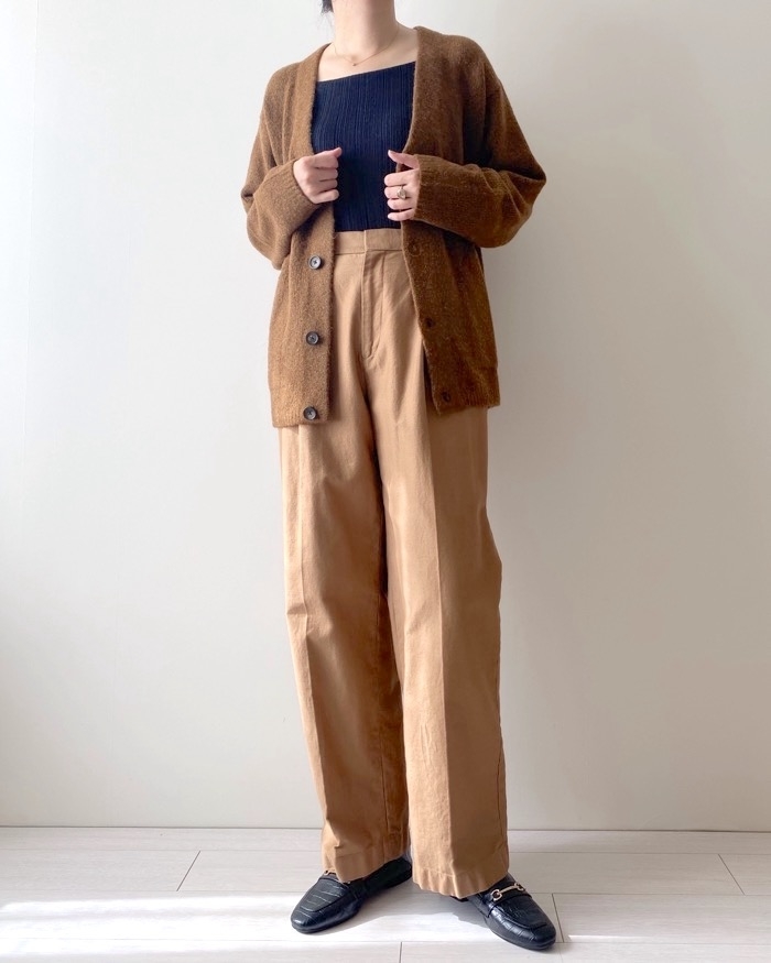 GUのオススメのカーディガン「ブラッシュドヤーンカーディガン(長袖)」のコーディネート