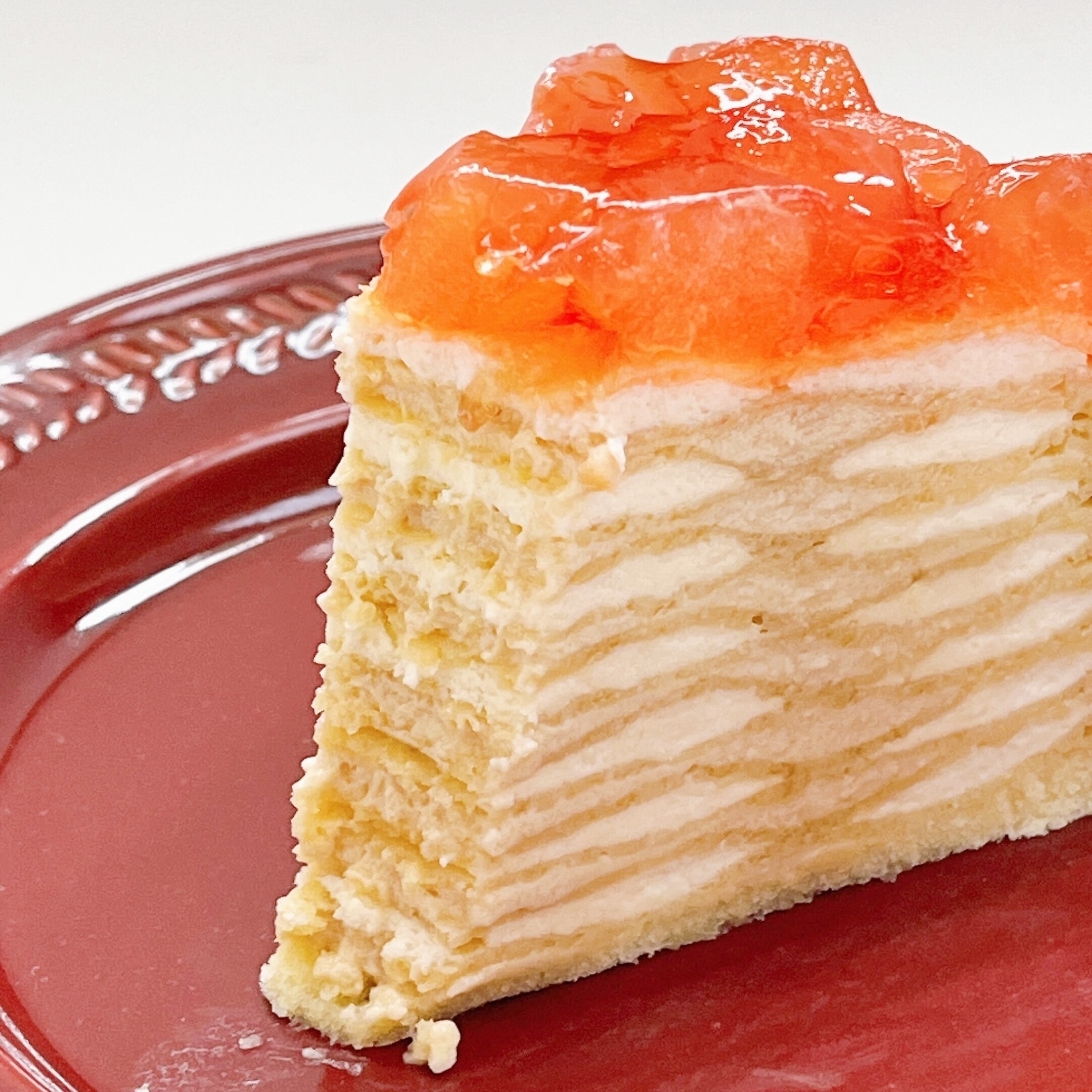 不二家のおすすめケーキ「シナノドルチェとふじりんごのダブルミルクレープ」