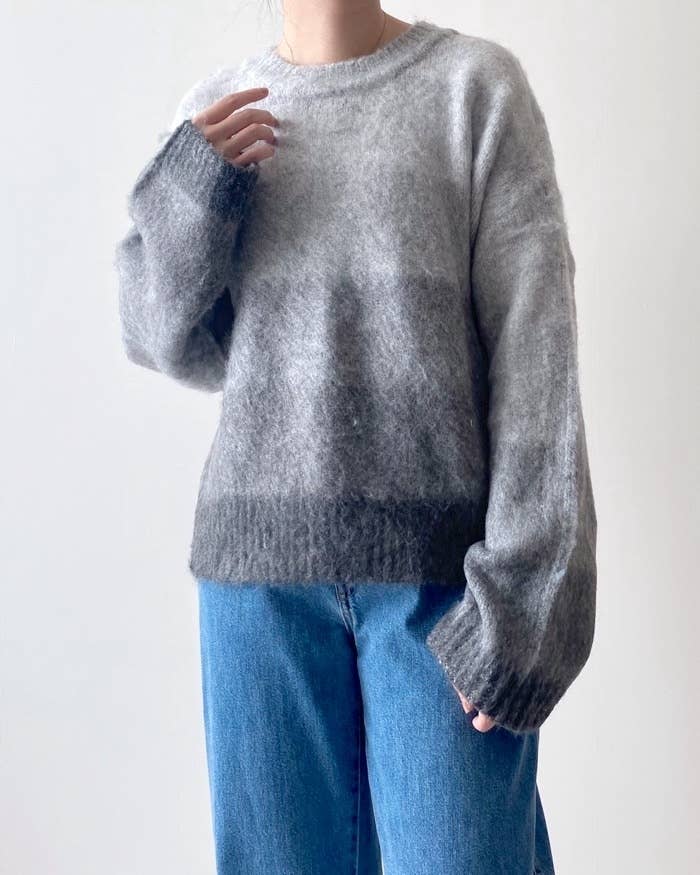 ニコアンドのオススメのトップス「[MODE NORM CORE]グラデーションシャギーニット」