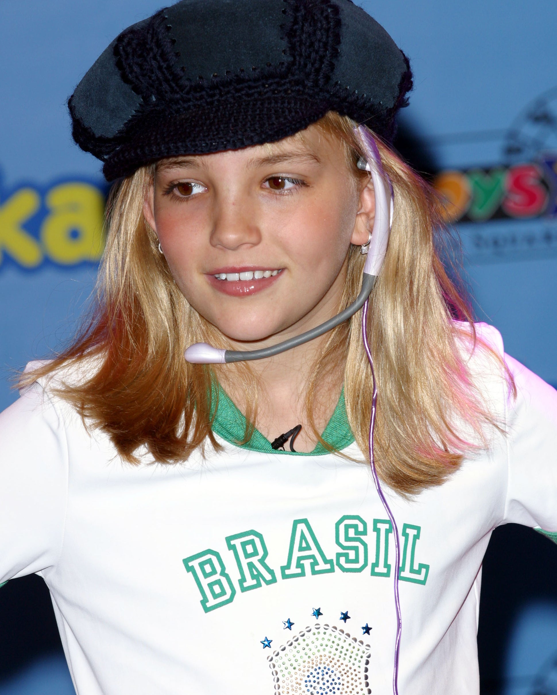 closeup of young jamie lynn with a headset