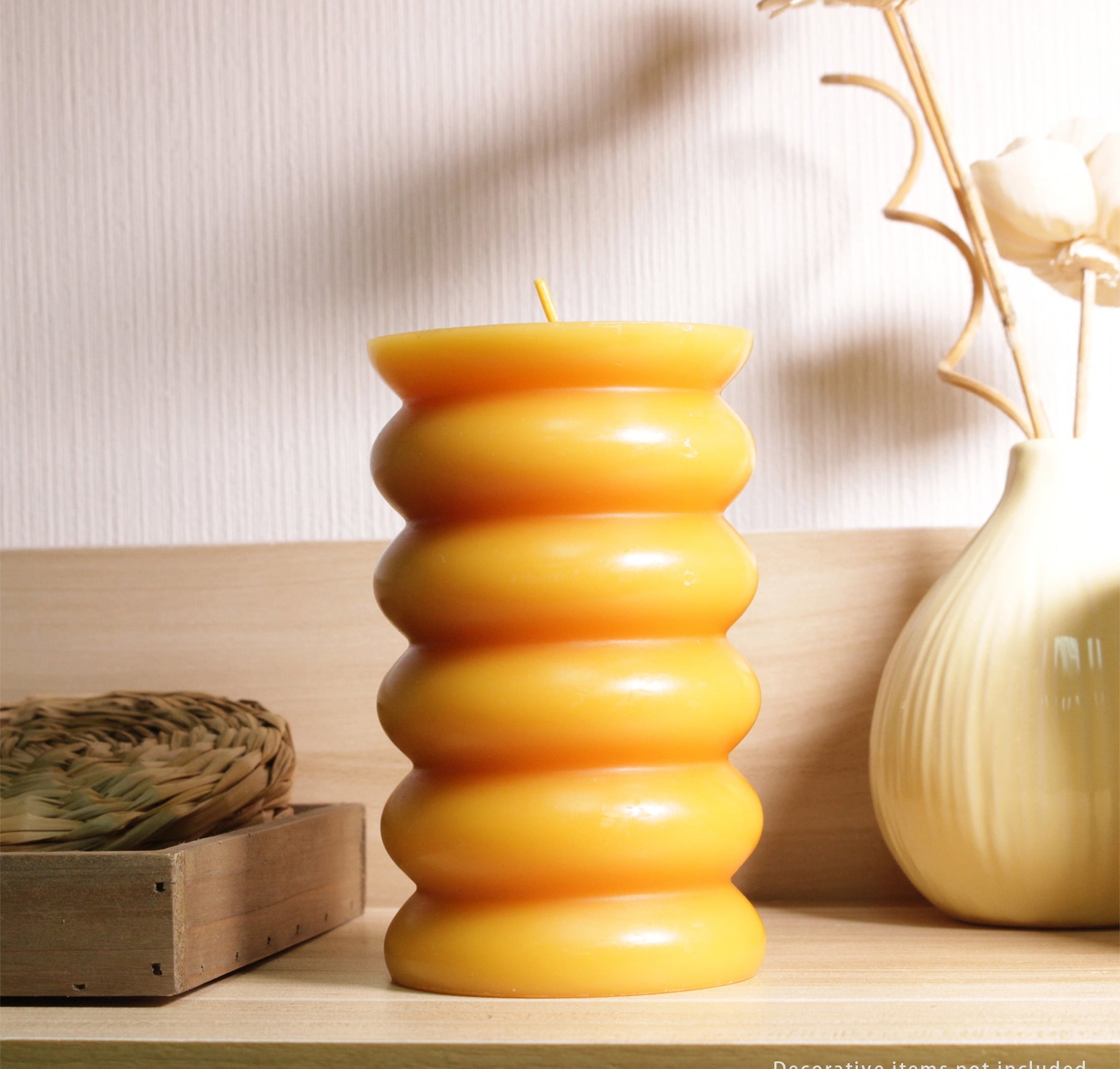 the bubble candle in yellow