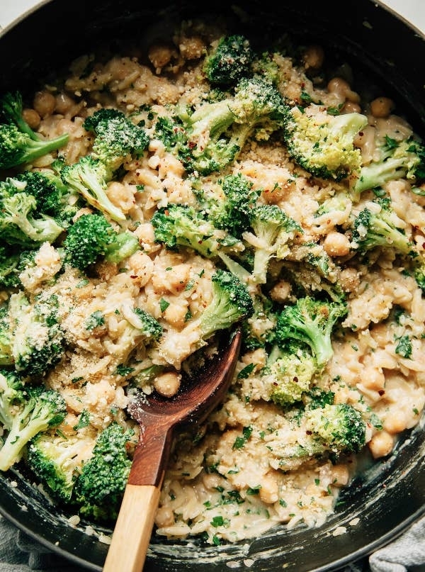 orzo with broccoli and chickpeas in a pot