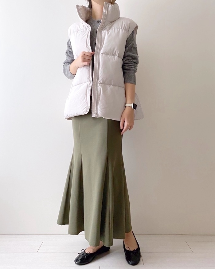 GUのオススメのアウター「ヒートパデッドオーバーサイズベスト」のコーディネート
