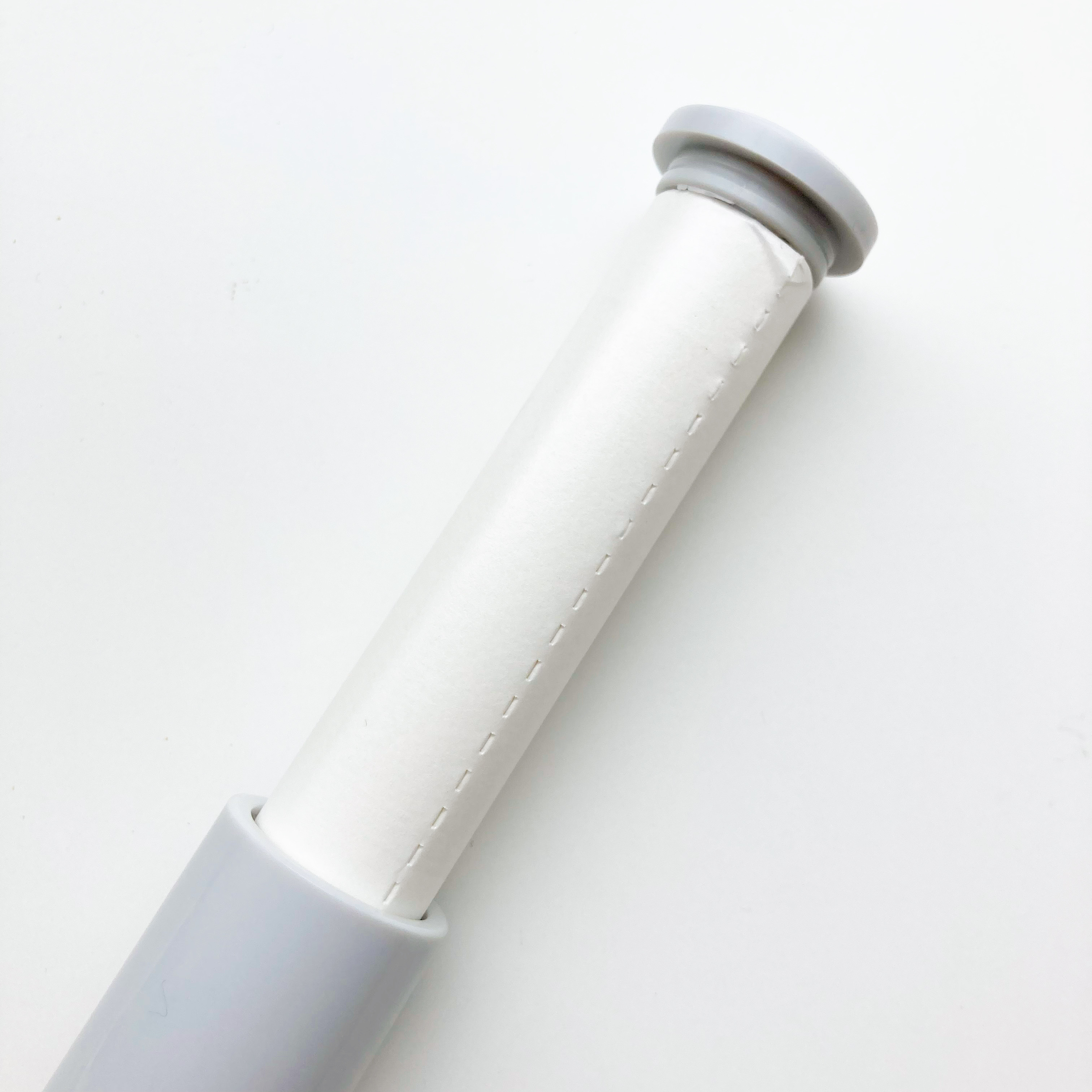 CanDo（キャンドゥ）の便利アイテム「衣類用コンパクトクリーナー」