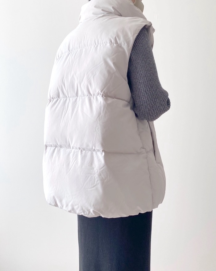 GUのオススメのアウター「ヒートパデッドオーバーサイズベスト」