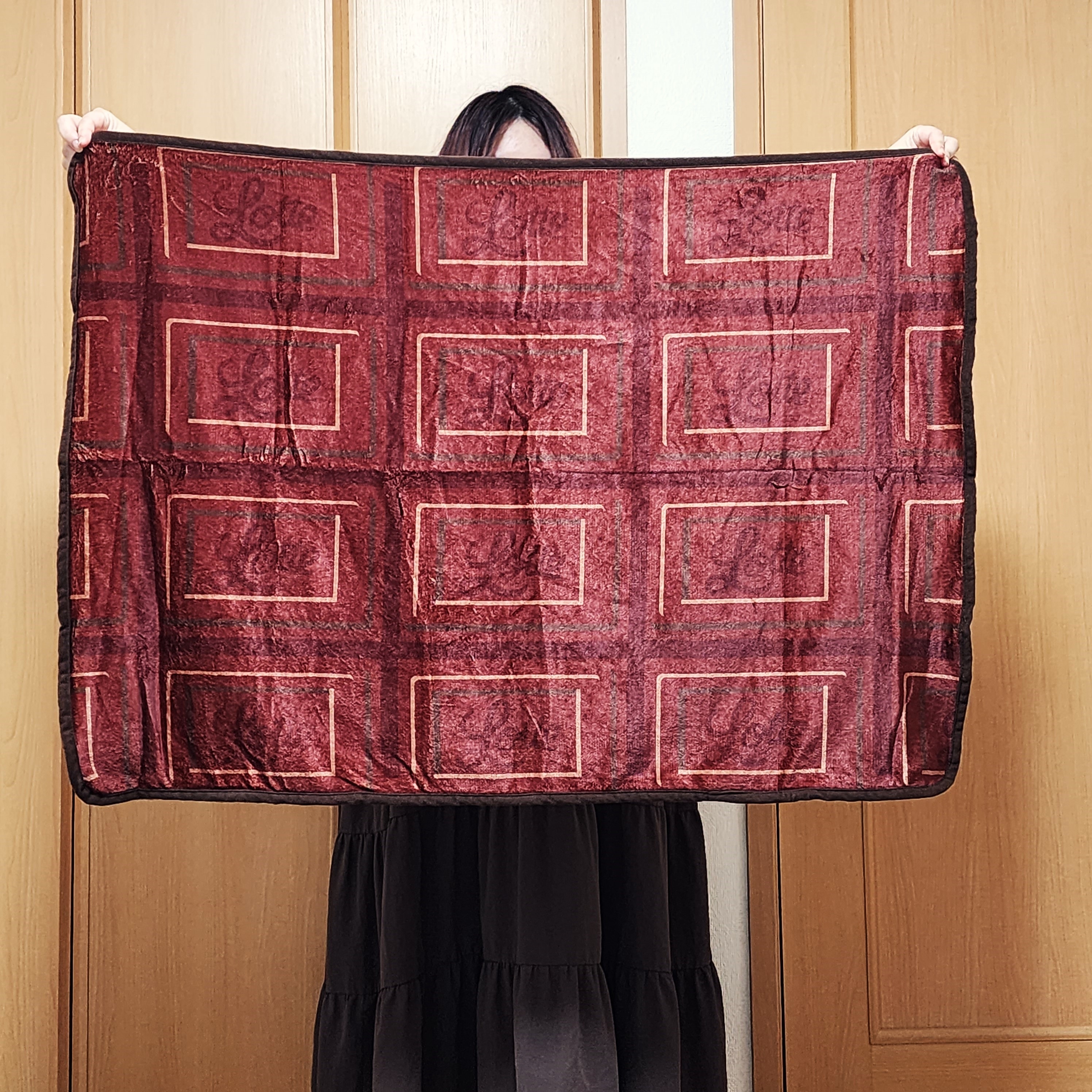 Avail（アベイル）のおすすめ雑貨「クッションブランケット」