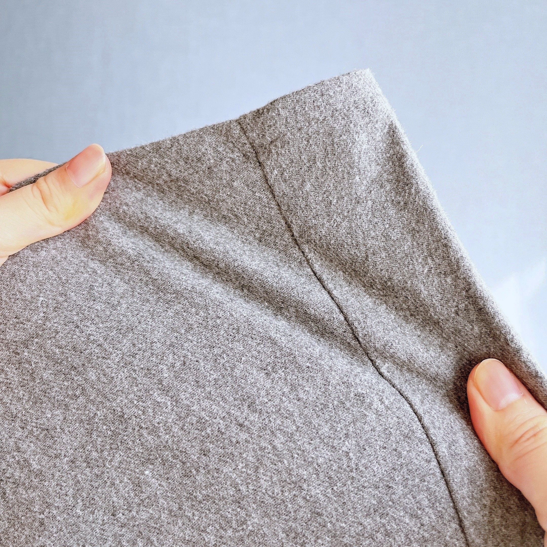 無印良品のオススメのスカート「ストレッチ起毛フレアスカート」