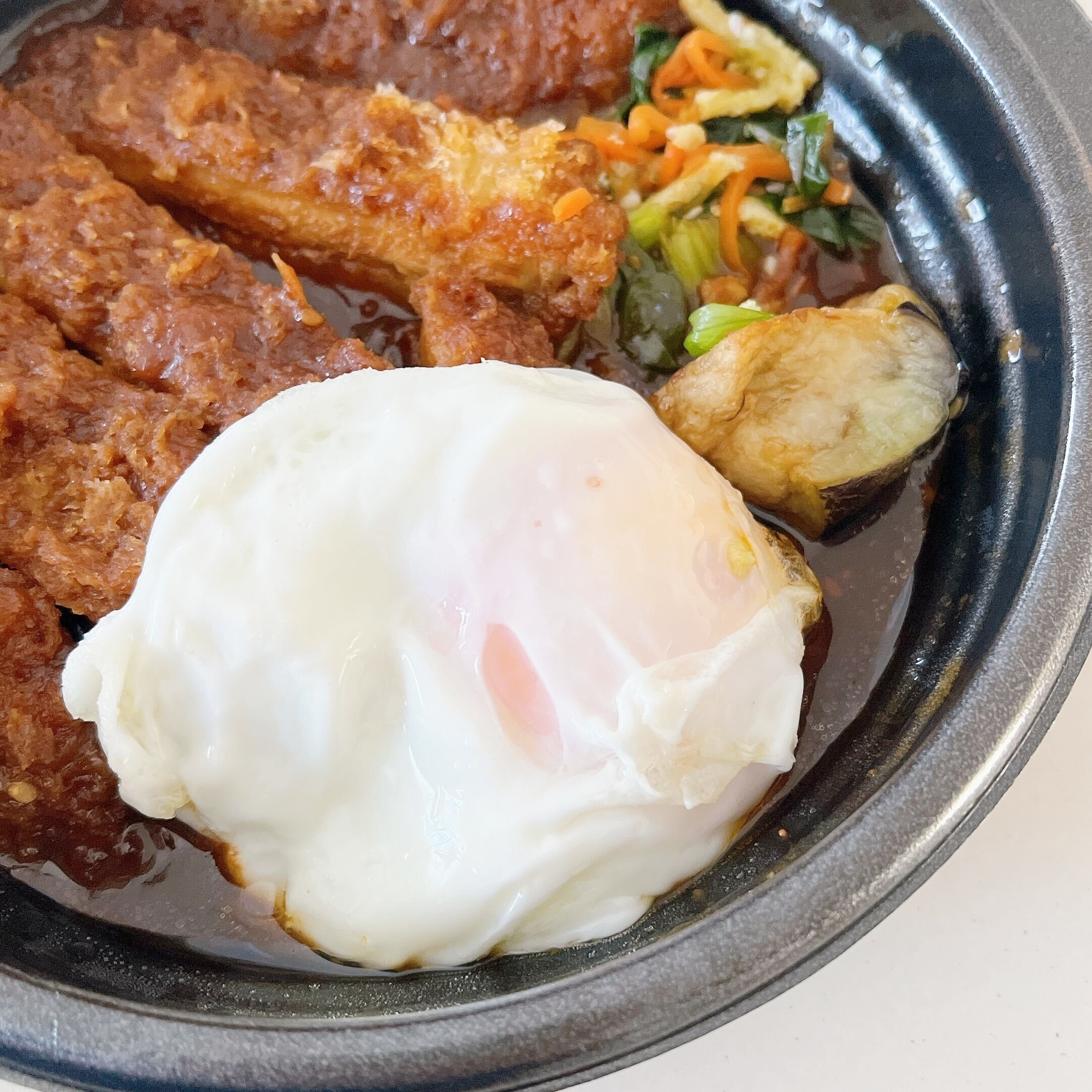 ほっともっとのオススメのお弁当「しみうま濃厚 味噌かつ煮弁当」
