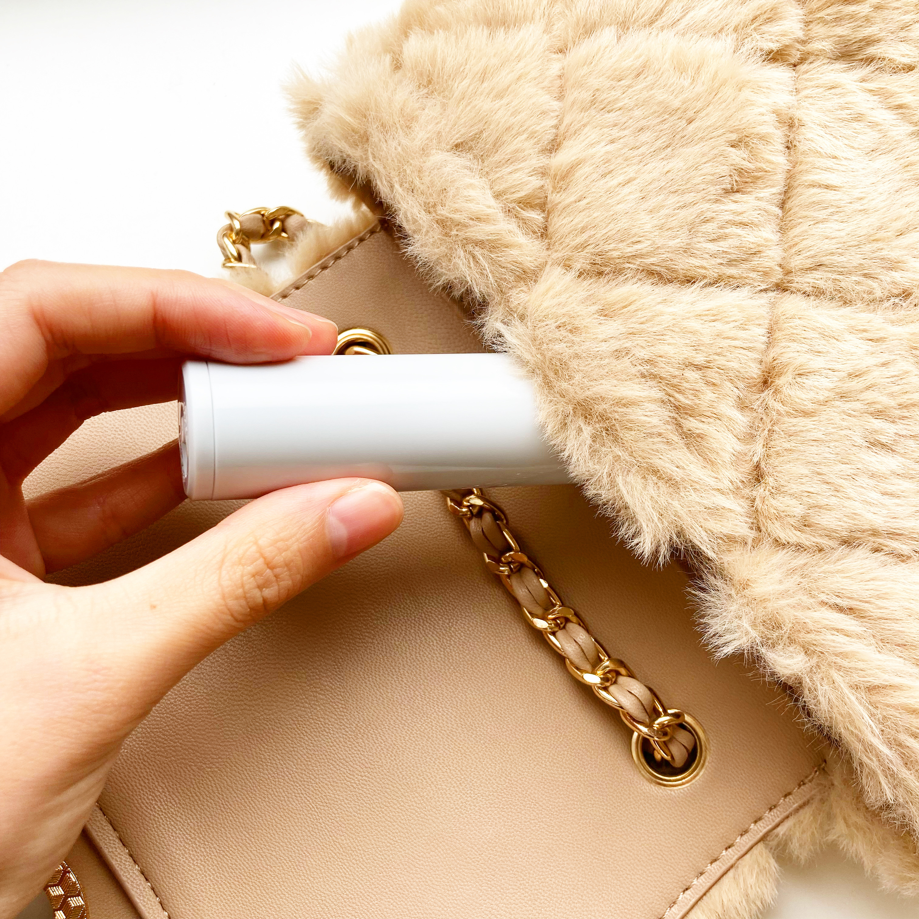 CanDo(キャンドゥ)の便利アイテム「衣類用コンパクトクリーナー」