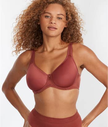 model in a red bra