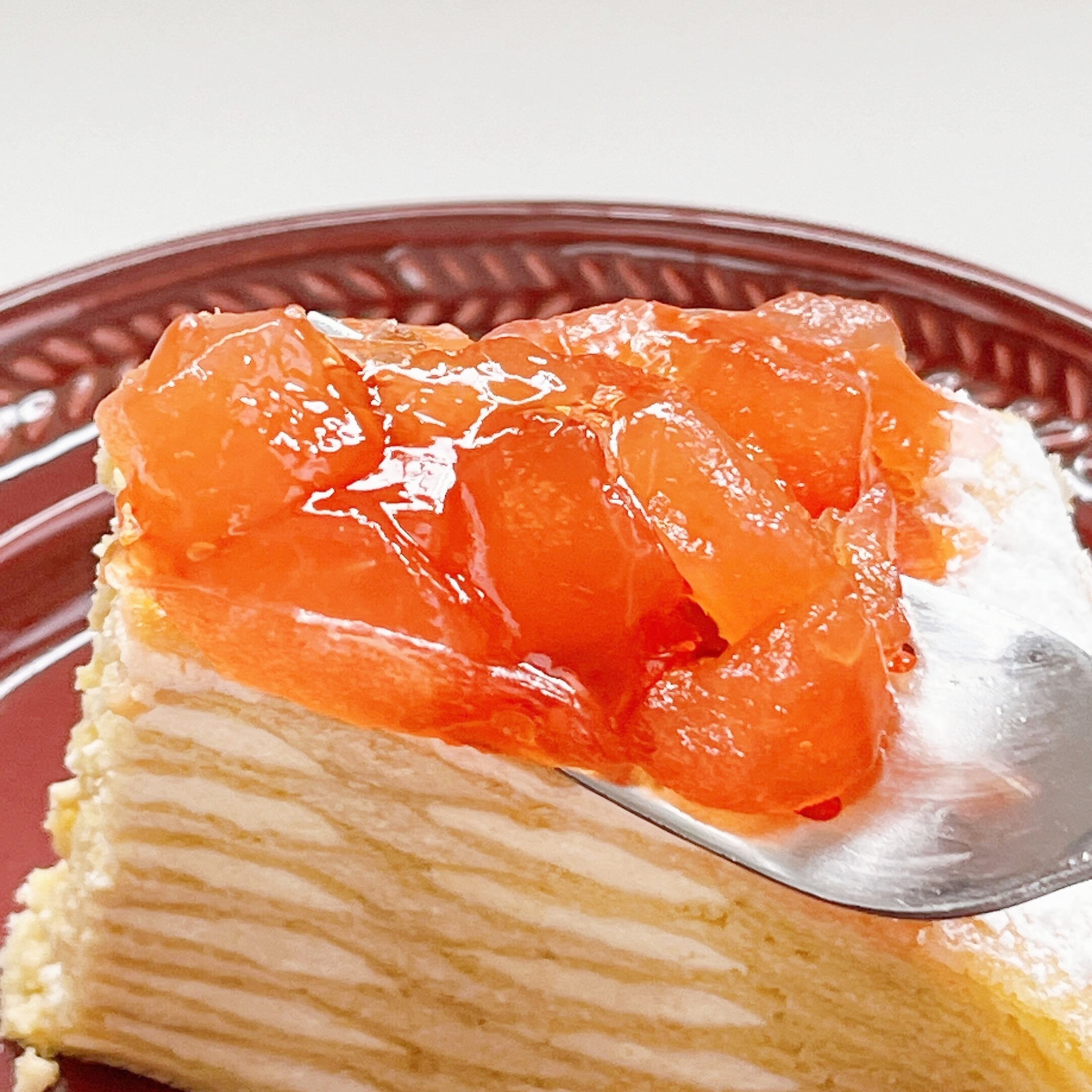 不二家(ふじや)のオススメのスイーツ「シナノドルチェとふじりんごのダブルミルクレープ」