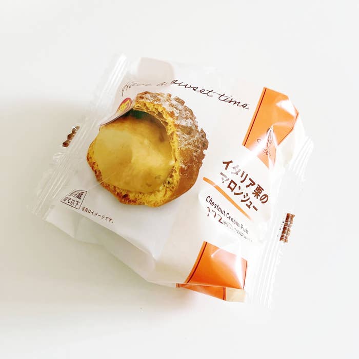 FamilyMart（ファミリーマート）のオススメのスイーツ「イタリア栗のマロンシュー」
